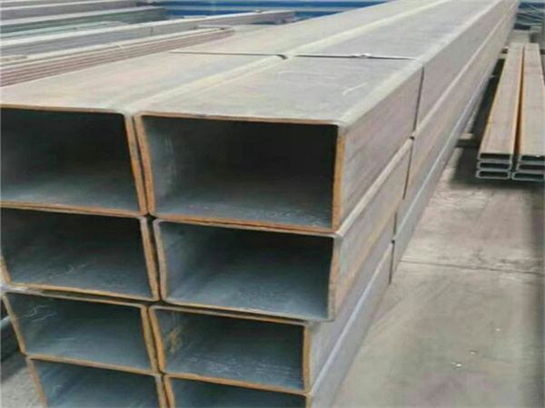 五峰Q355B无缝方管大厂出货